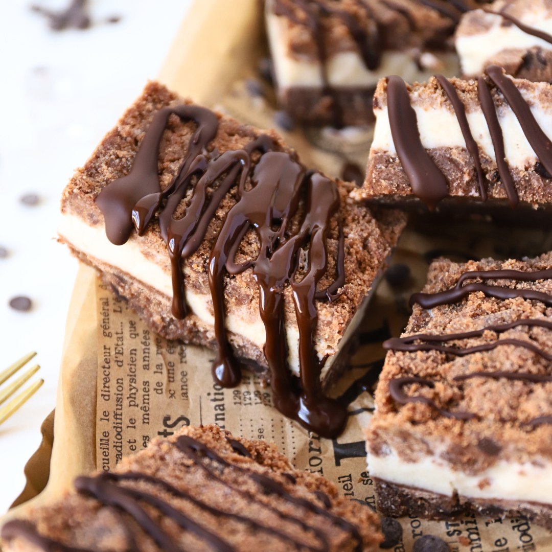 Low-Carb Cookie Dough Vanilleeis-Sandwich | Simply Keto Low-Carb Cookie Dough Vanilleeis-Sandwich | Simply Keto