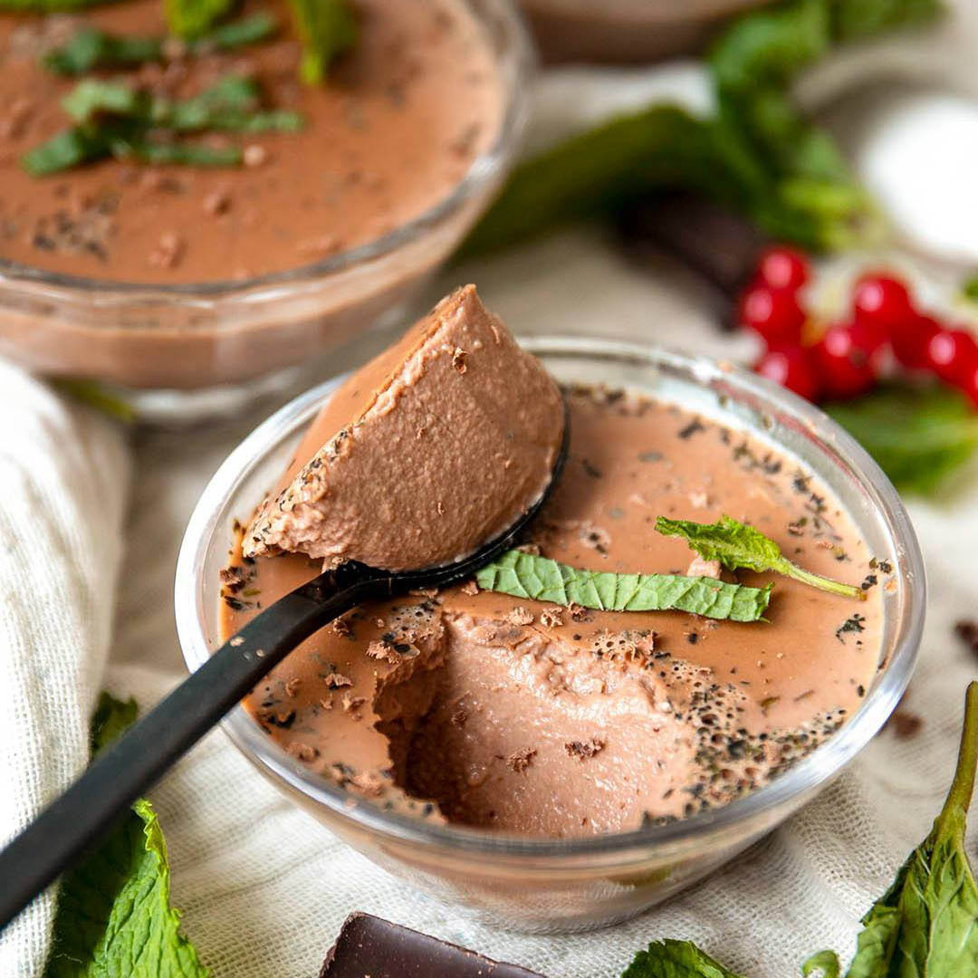 Low-Carb & Keto Schoko-Minz-Pudding | Simply Keto Low-Carb & Keto Schoko-Minz-Pudding | Simply Keto