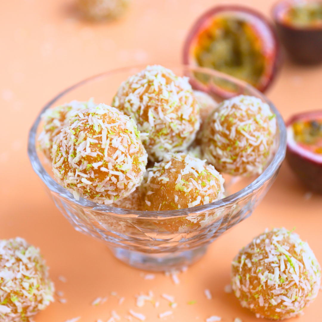 Fudgy Low-Carb Zitronen-Maracuja-Bällchen