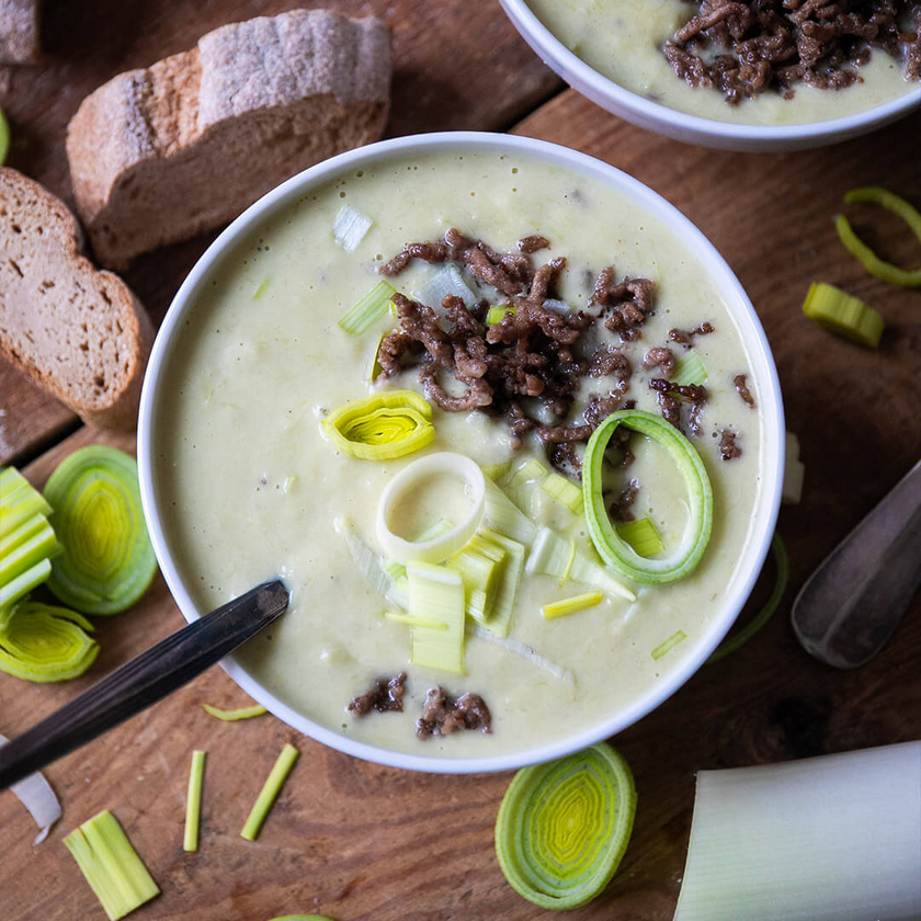 Low-Carb & Keto Lauch-Kokos-Suppe