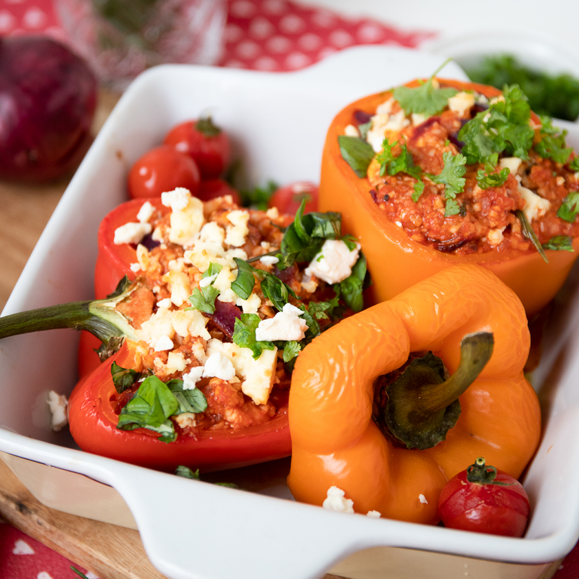 Vegetarisch gefüllte Low-Carb & Keto Paprika
