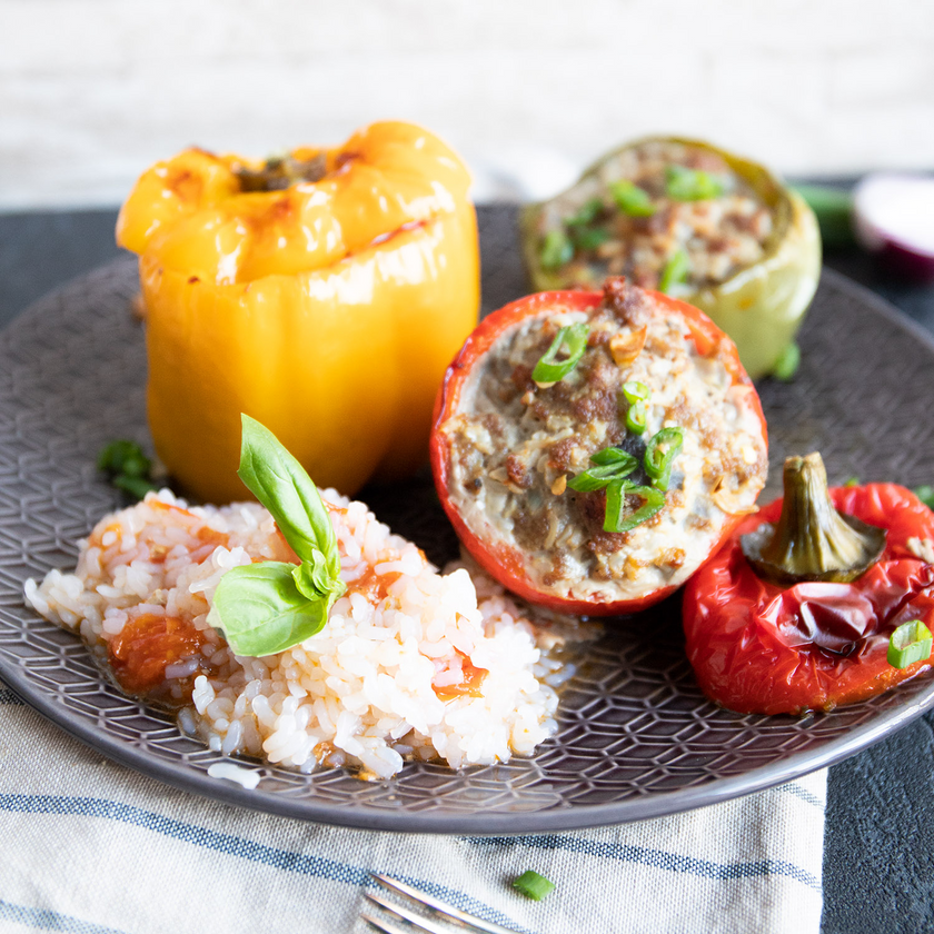 Gefüllte Paprika Ungarischer Art - Low-Carb & Keto