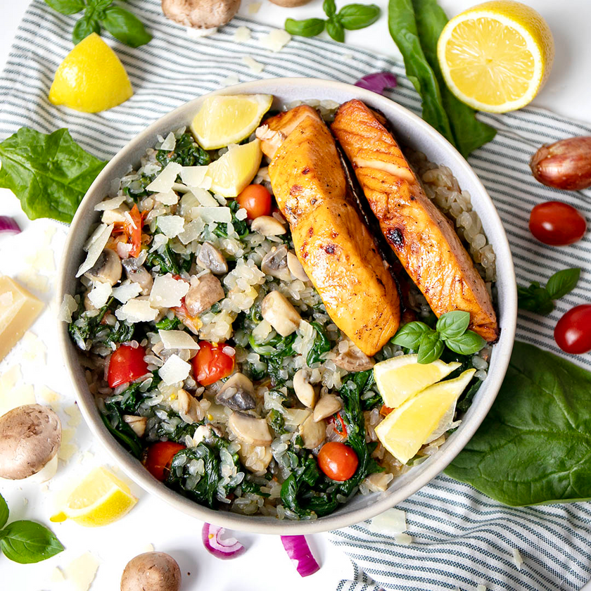 Low-Carb & Keto Lachs-Spinat-Pilz-Bowl