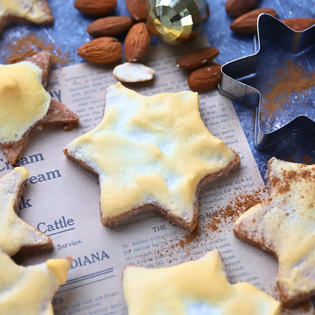 Low-Carb & Keto Zimtsterne