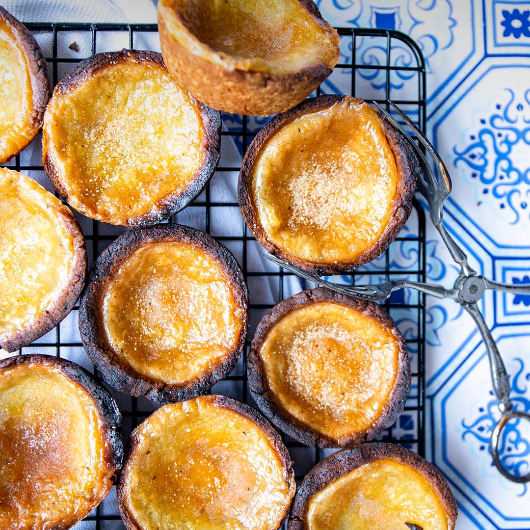 Low-Carb & Keto Pastel de nata - portugiesische Puddingtörtchen