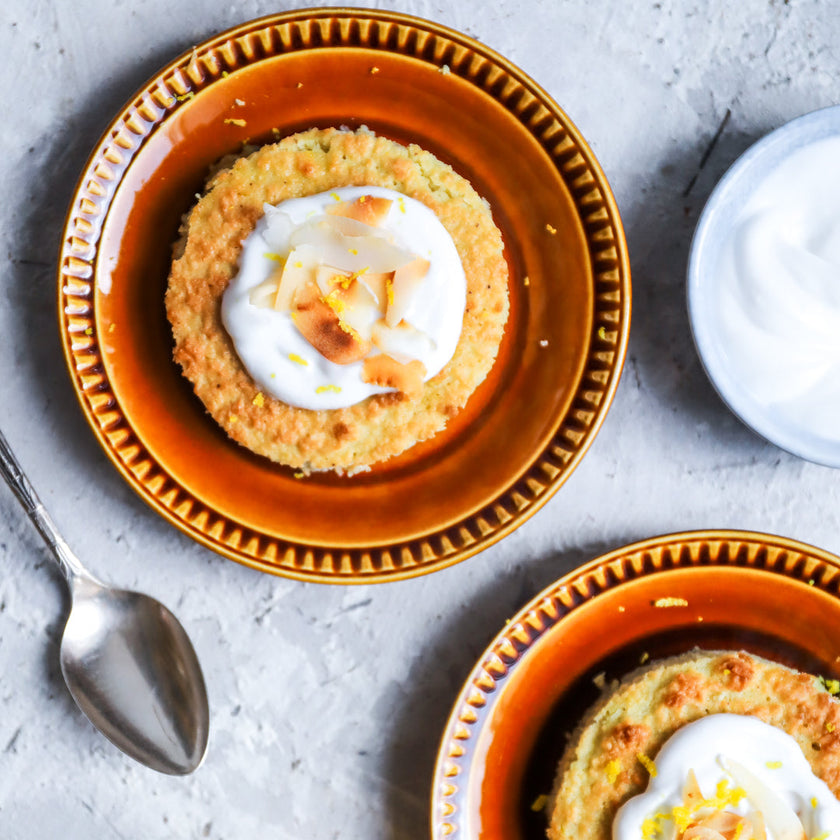 Low-Carb Kokos & Zitronen Custard Cake