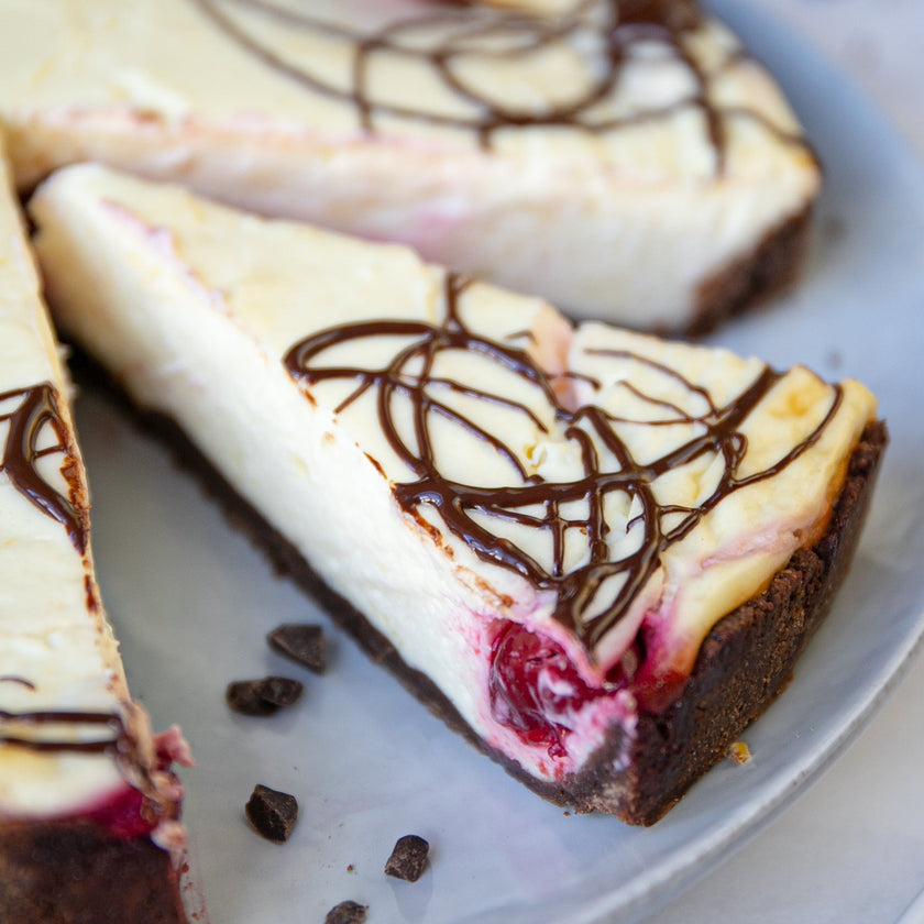 High-Protein Käsekuchen mit Kirschen