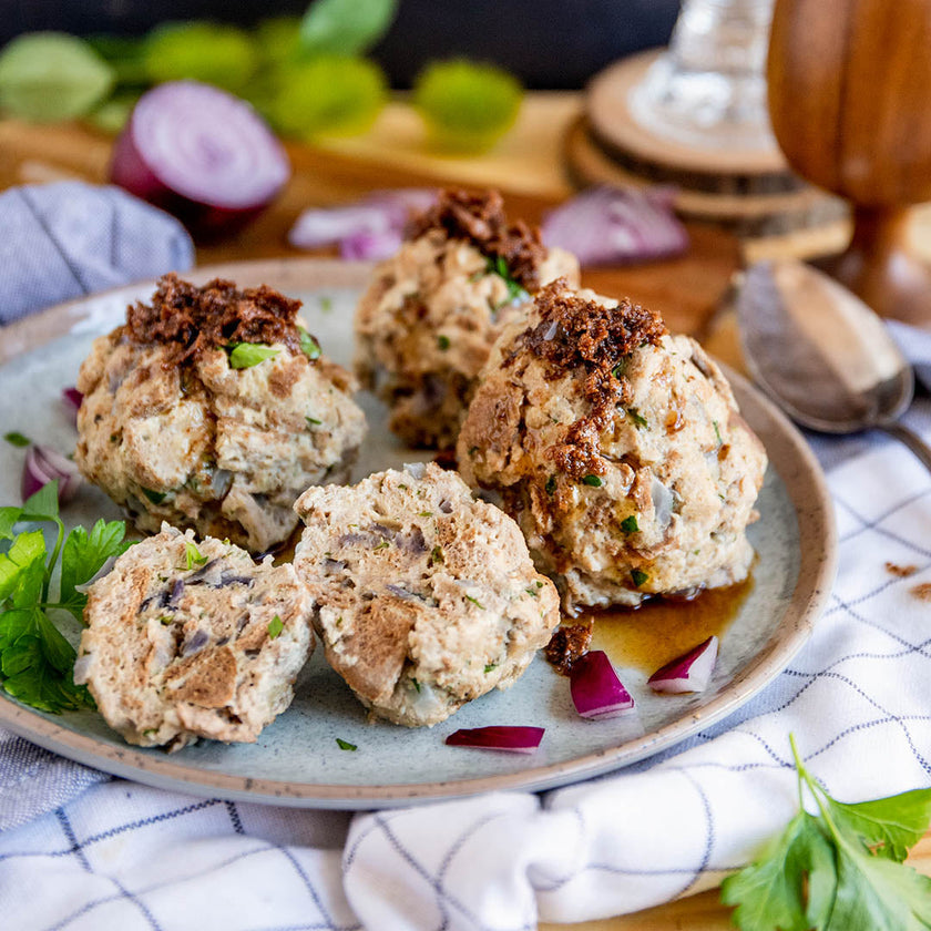 Low-Carb & Keto Semmelknödel