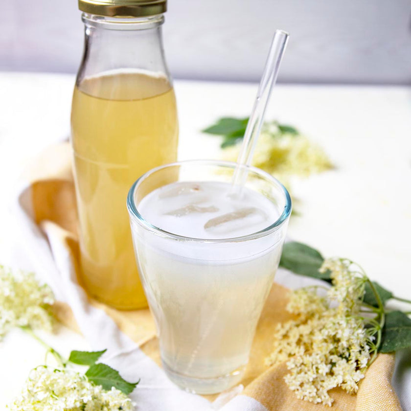 Low-Carb & Keto Holunderblütensirup ohne Zucker
