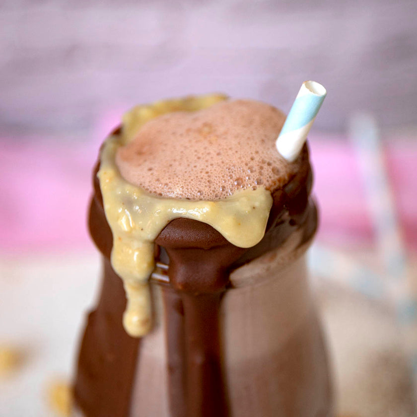 Low-Carb & Keto Macadamia-Schoko-Shake