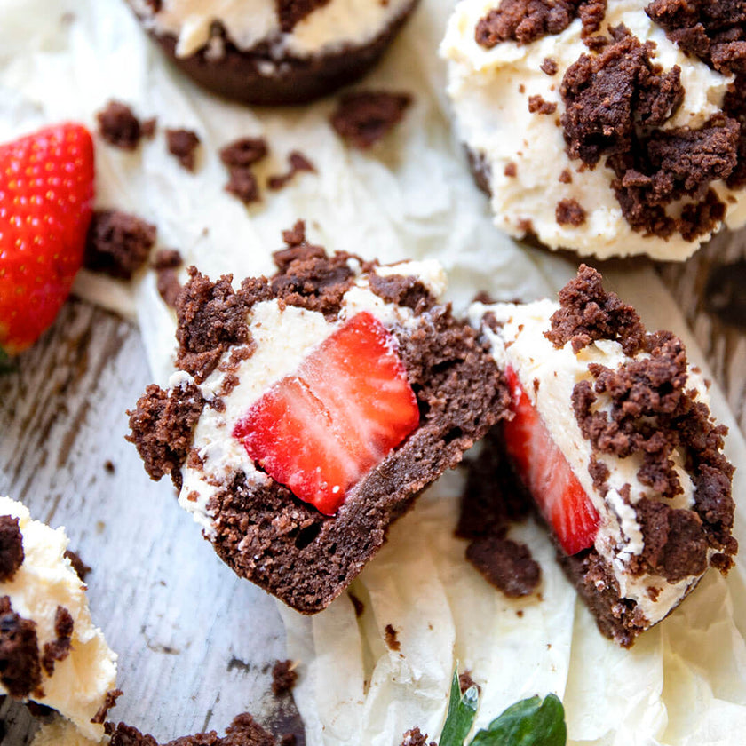 Low-Carb Maulwurfmuffins mit Erdbeeren