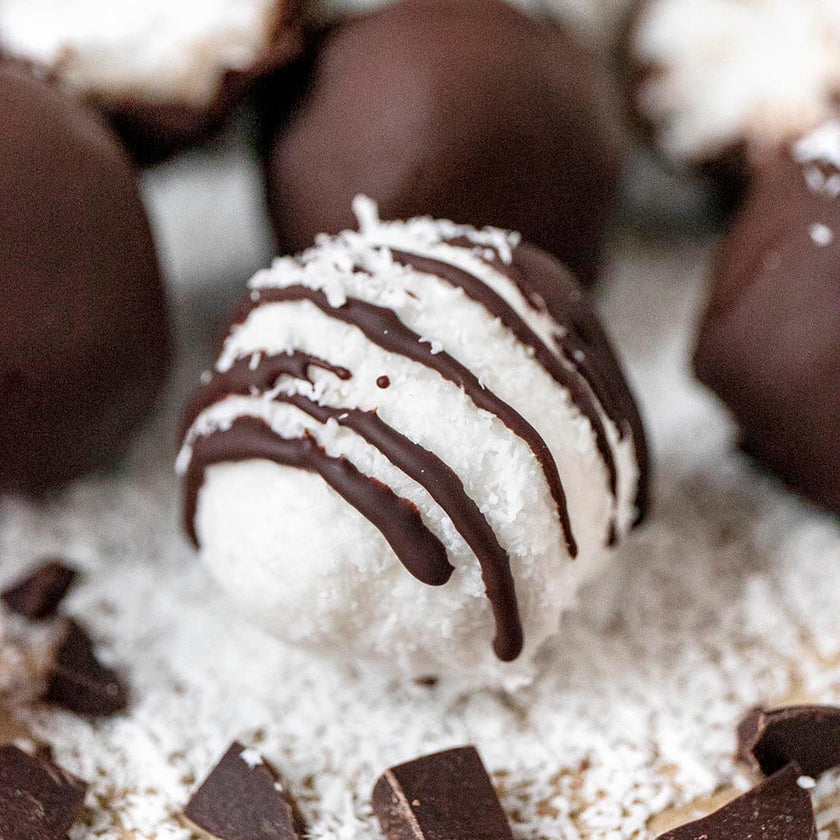 Vegane Keto Pounty-Kugeln