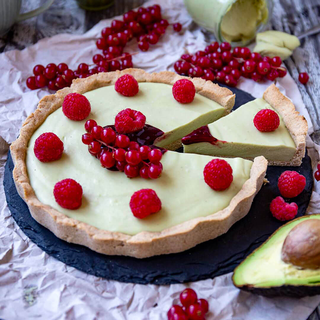 Vegane Keto Avocado-Pistazien-Kokos-Tarte