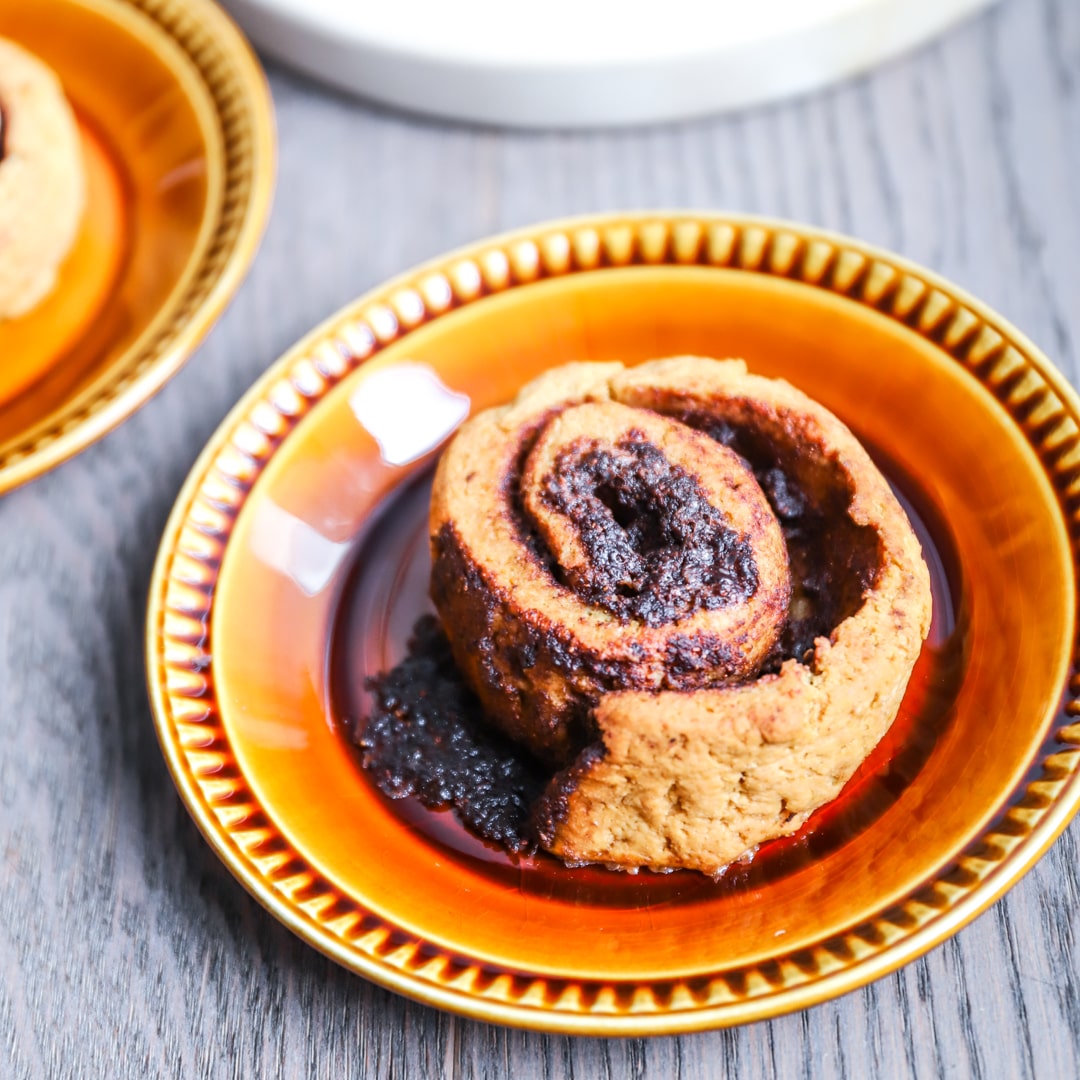 Low-Carb Cinnamon Rolls