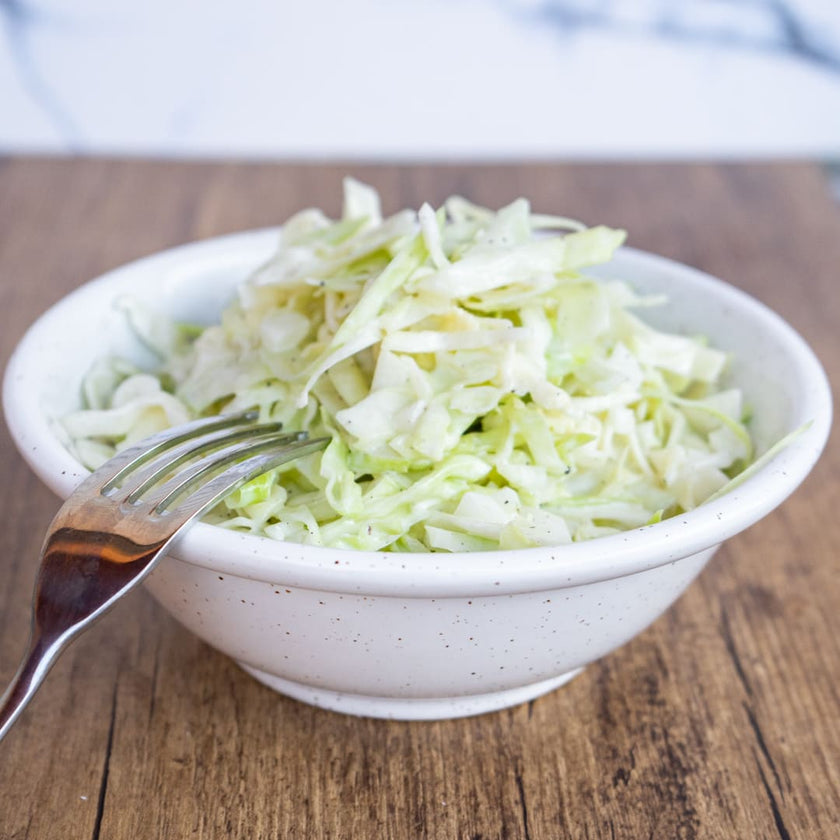 Low-Carb Cole Slaw mit Avocadoöl-Mayo