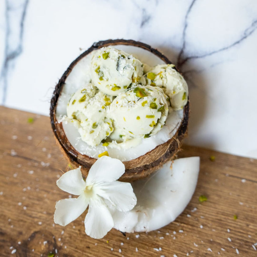 Köstliches Low-Carb Pistazien-Kokos-Eis