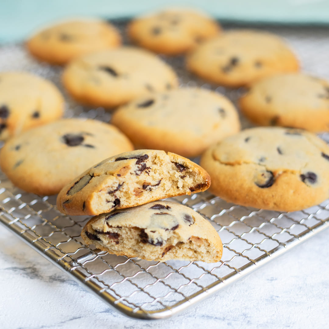 Low-Carb Protein-Chocolate-Chip-Cookies