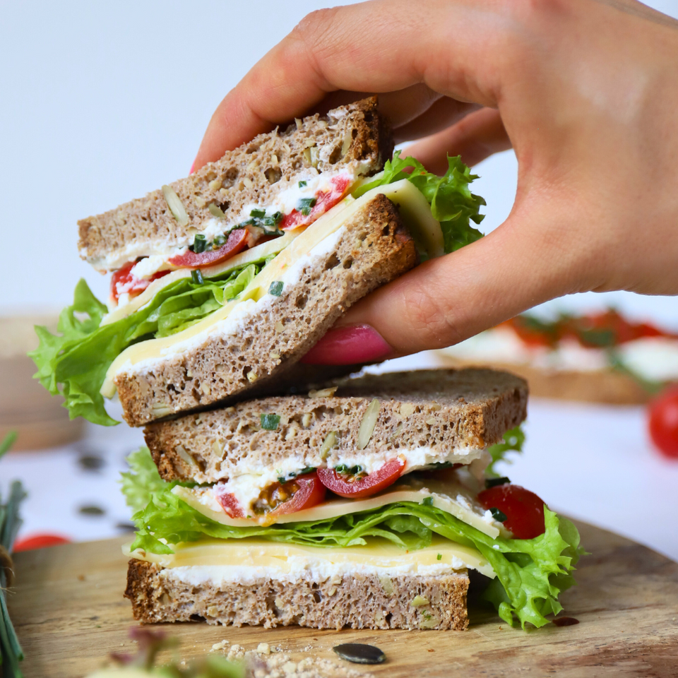 Keto Körnerbrot-Backmischung Hanfbread