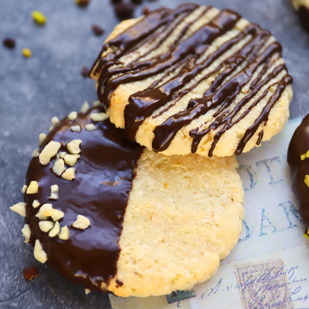 Keto Mandel-Kokos-Kekse aus 4 Zutaten