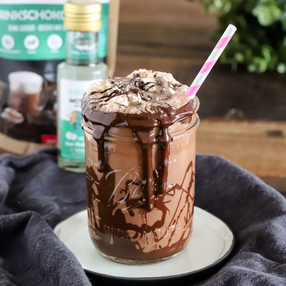 Low-Carb & Keto Hazelnut Chocolate Shake mit MCT-Öl