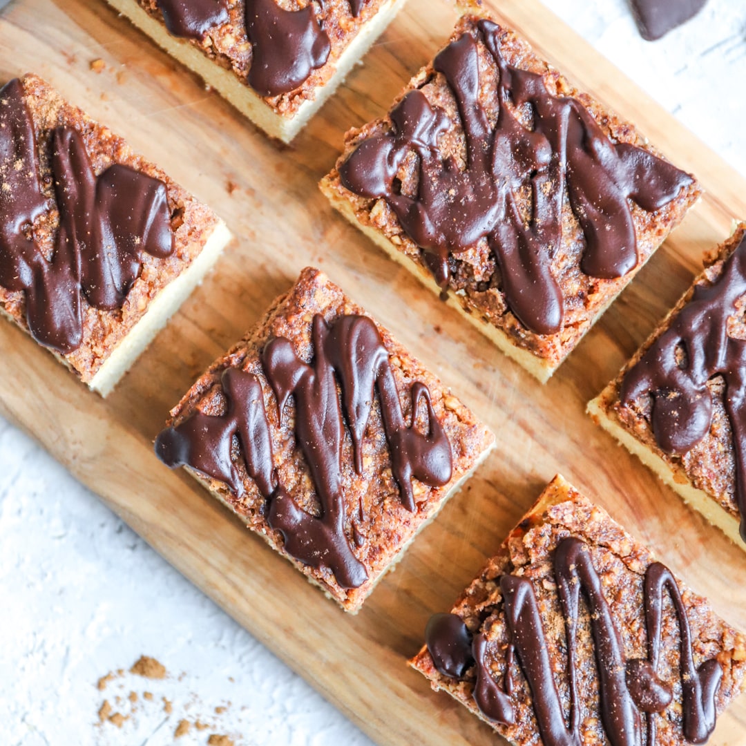 Low-Carb Nusskuchen mit Hefeteig