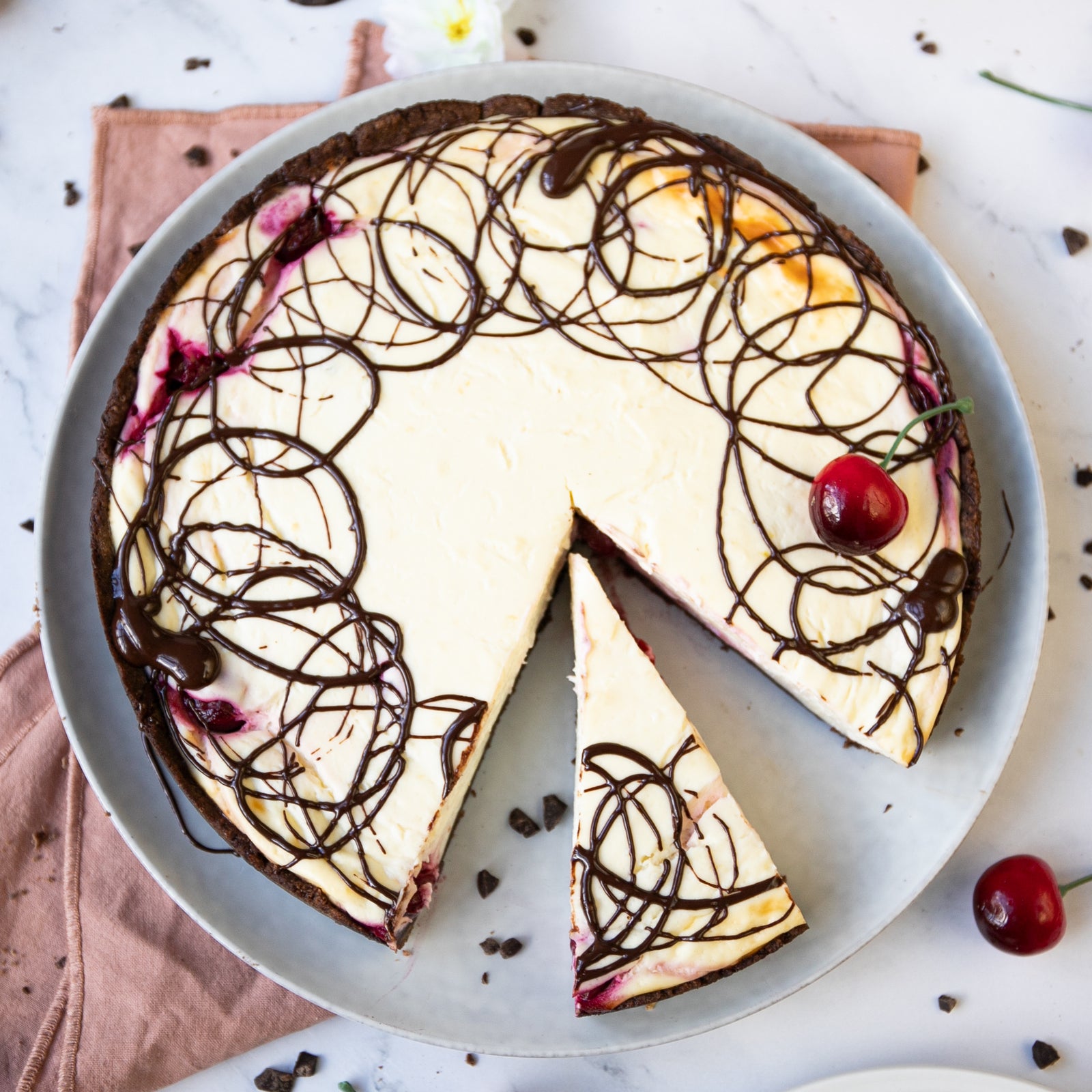 High-Protein Käsekuchen mit Kirschen