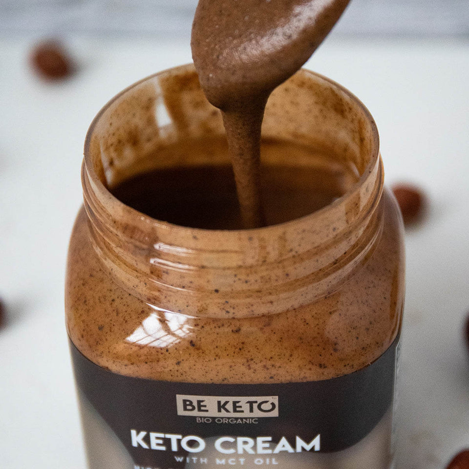 Keto Vegane Haselnuss Creme mit MCT-Öl