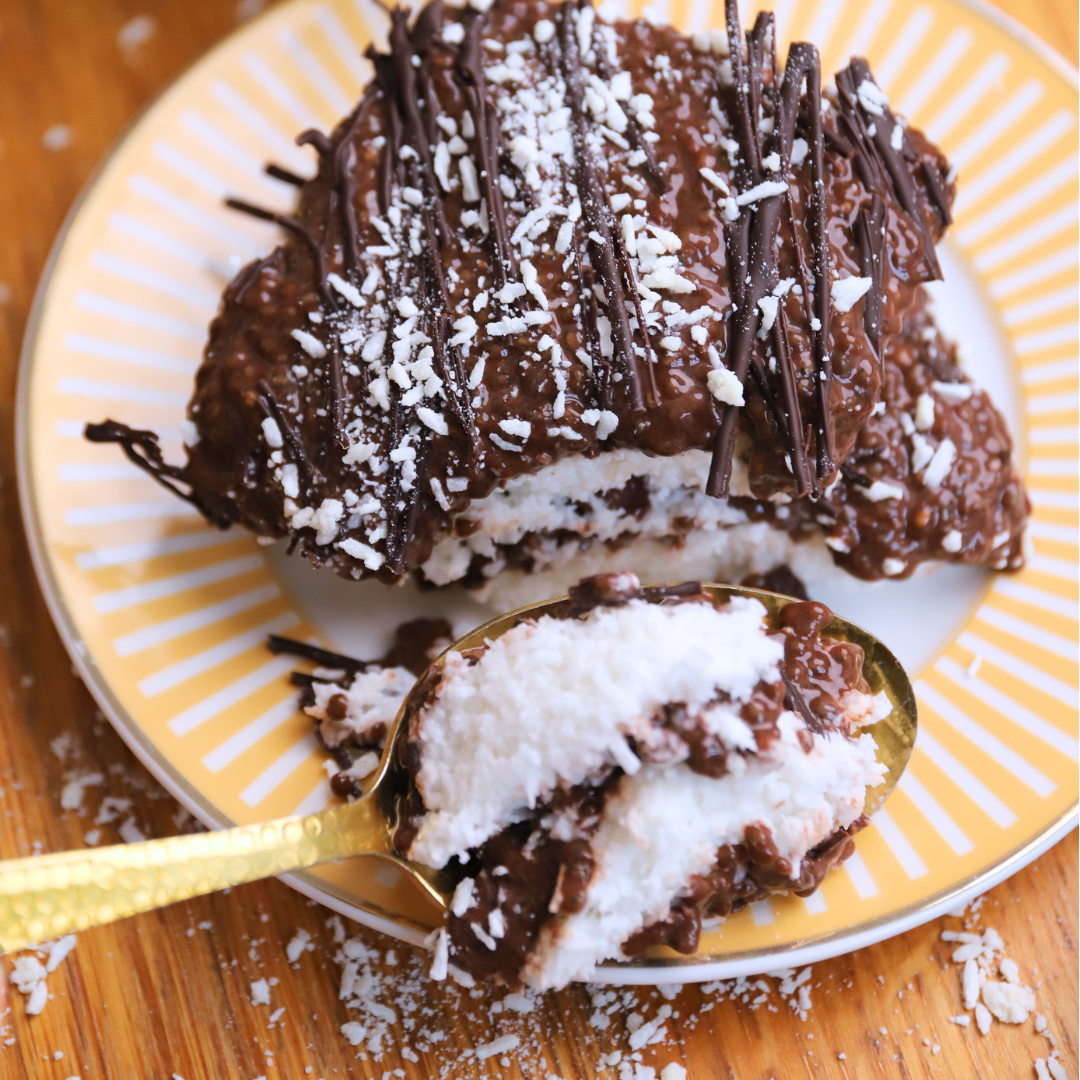 Low-Carb & Keto Schoko-Kokos Cream Cake