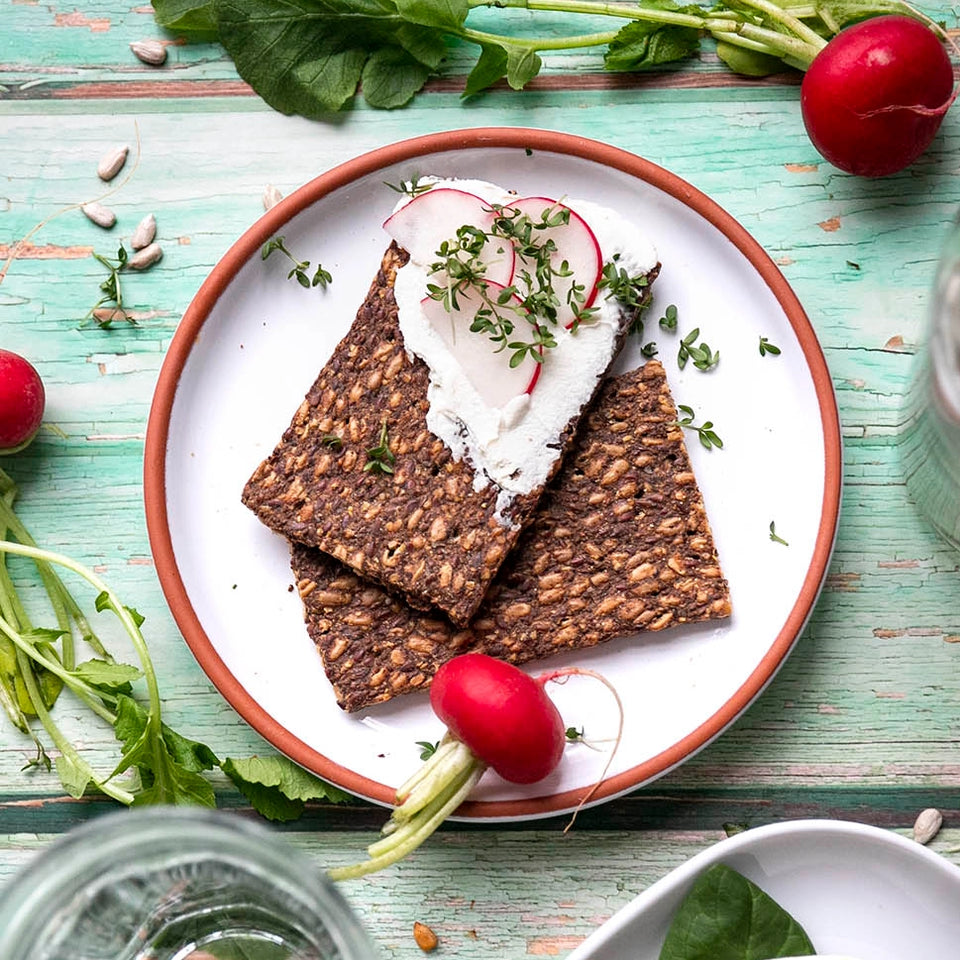 Lower-Carb* Knäckebrot mit Sonnenblumenkernen | Bio