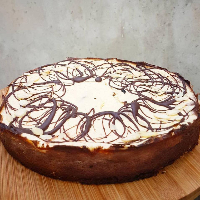 Low-Carb & Keto Brownie-Cheesecake